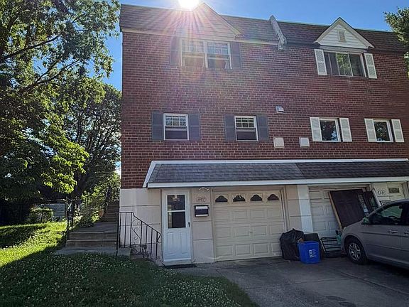 2nd image of 11107 Ridgeway St