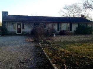 89 Carol St, Camden, TN 38320