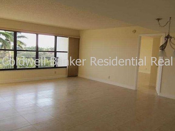 3rd image of 3200 Port Royale Dr N APT 503