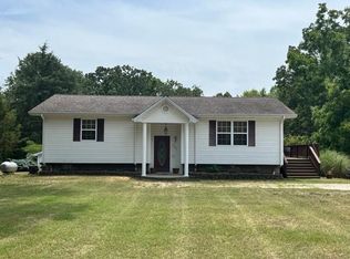 807 Delp Rd, Mountain view, MO 65548