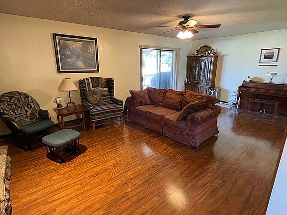 Living Room 13' x 25'