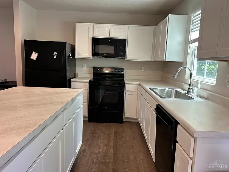 6250 Sophie Mai Cir — Photo 4