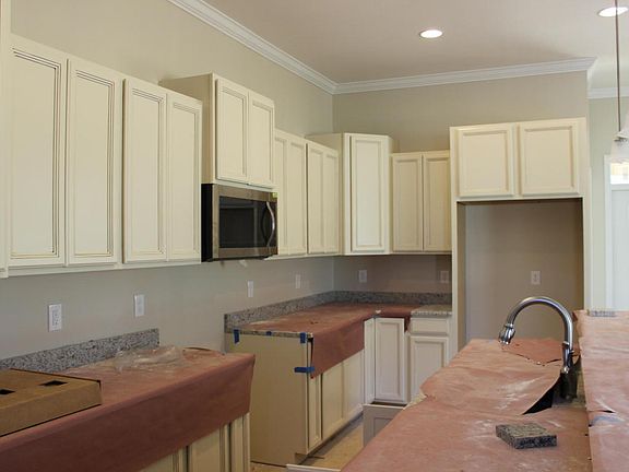 4th image of 2048 Old Hickory Ln