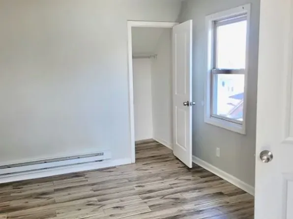 154 Mapes Ave #3, Newark, NJ 07112