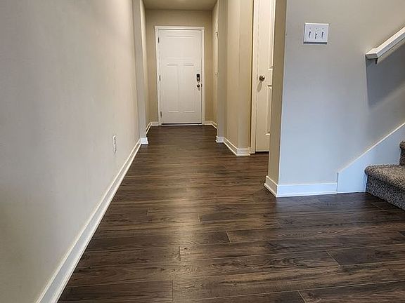 4th image of 4203 NW Cedarwood Dr