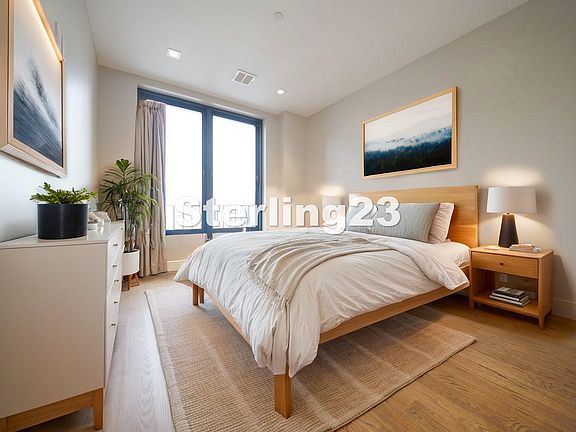 4th image of 2718 Hoyt Ave S APT 9A