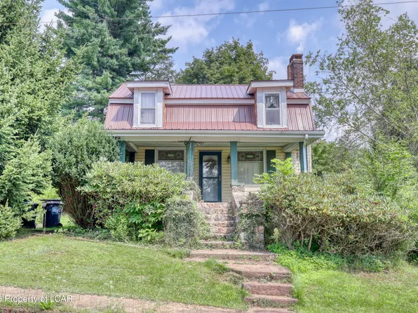 317 Wilkes Barre St, White Haven, PA 18661