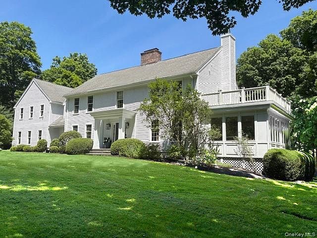 1st image of 240 Eastwoods Road