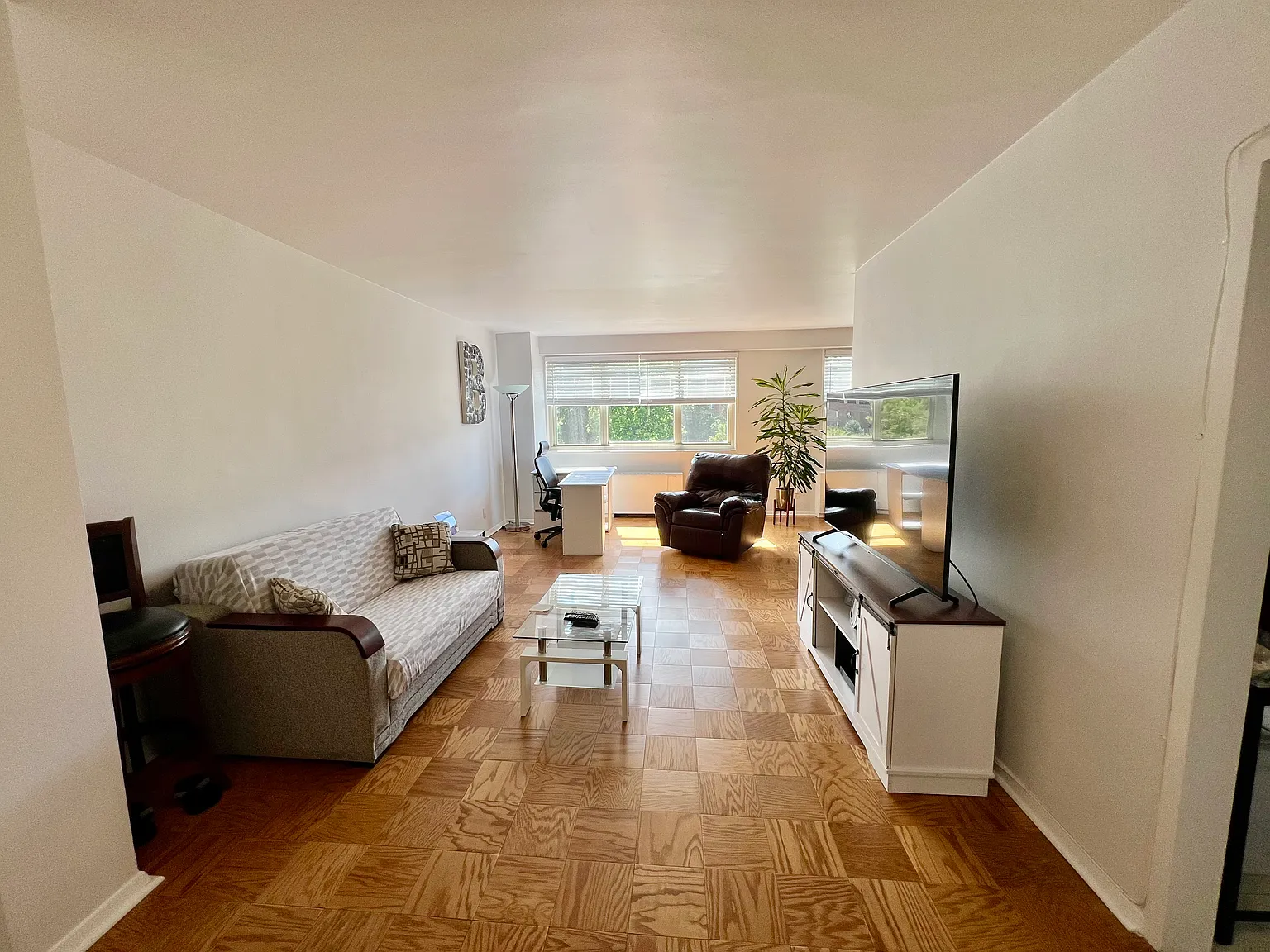 1 bed, 802 sqft, $2,600 — Photo 4