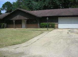 2918 Ridgeland Dr, Jackson, MS 39212