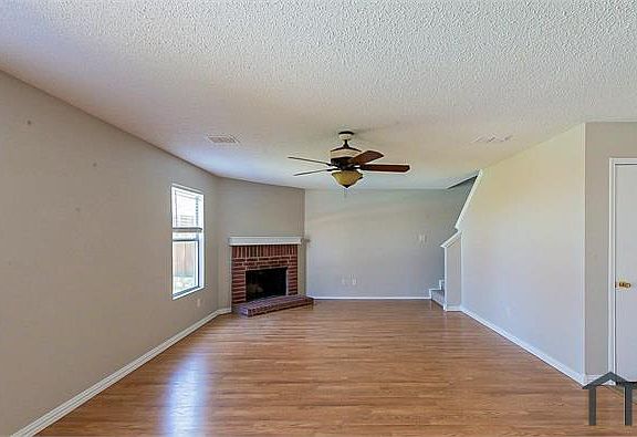 2nd image of 2340 Avalon Creek Way