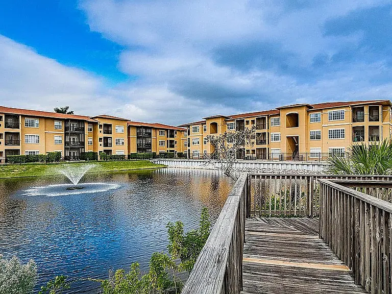 4305 Bayside Village Dr #204 — Photo 18