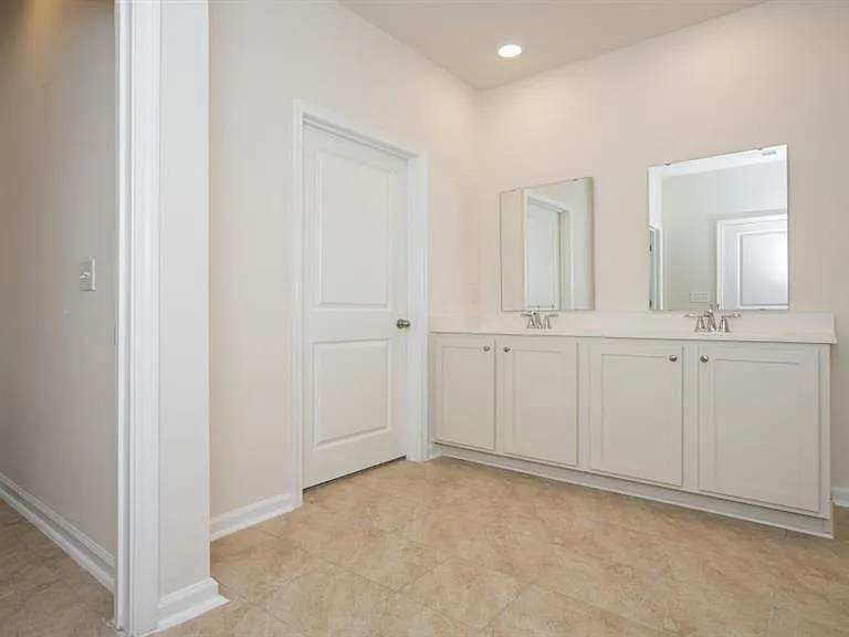 2614 Orion Loop — Photo 17