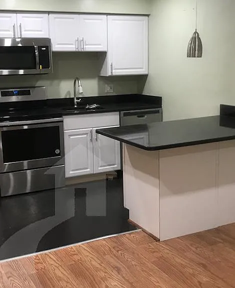 10 Roberts St #25 — Photo 2