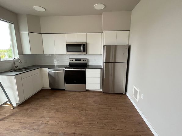 2518 Meridian St #302