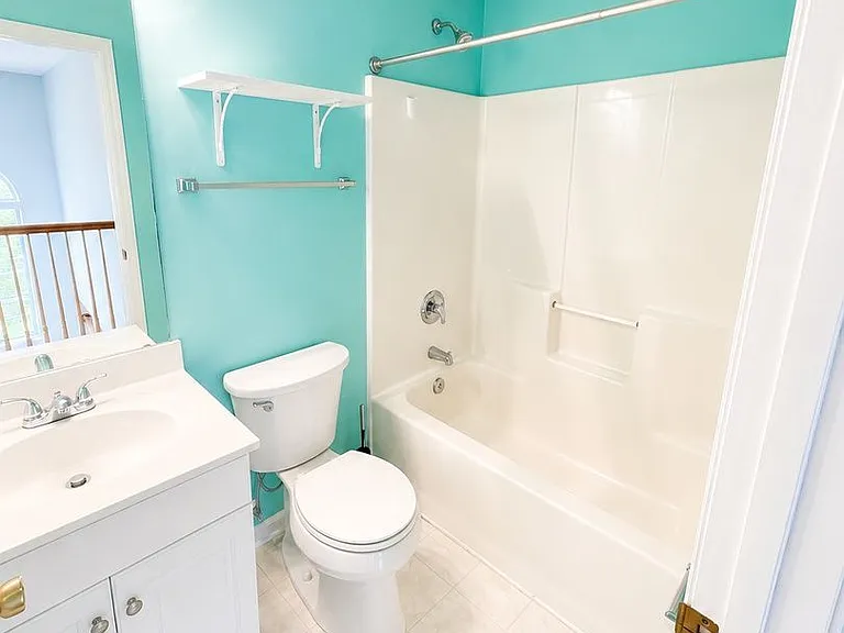 1525 Clarendon Way — Photo 23