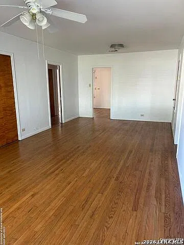 3 bed, 2.0 bath, 1767 sqft, $2,000 — Photo 2