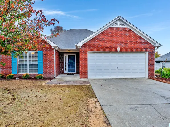 130 Renwick Ln, Calera, AL 35040