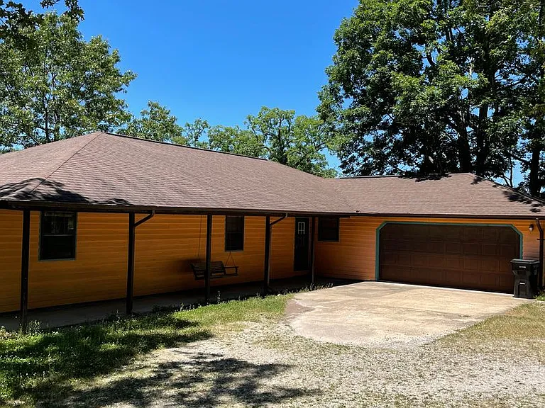 17335 Cashew Ln — Photo 2