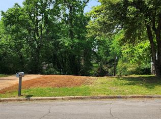 718 High St, Florence, AL 35630