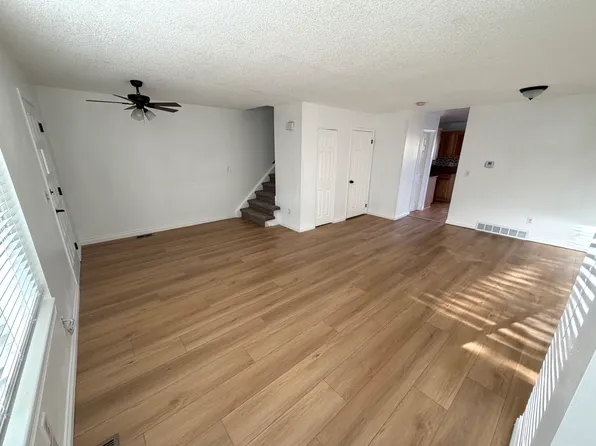 14713 W Ellsworth Ave, Golden, CO 80401