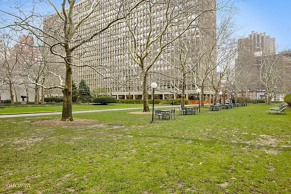 Sold by Corcoran | media 7