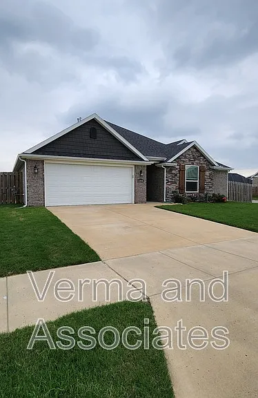 4440 W Havana Ave — Photo 1