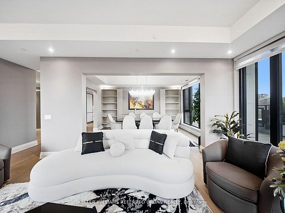 4th image of 2 Forest Hill Rd #607