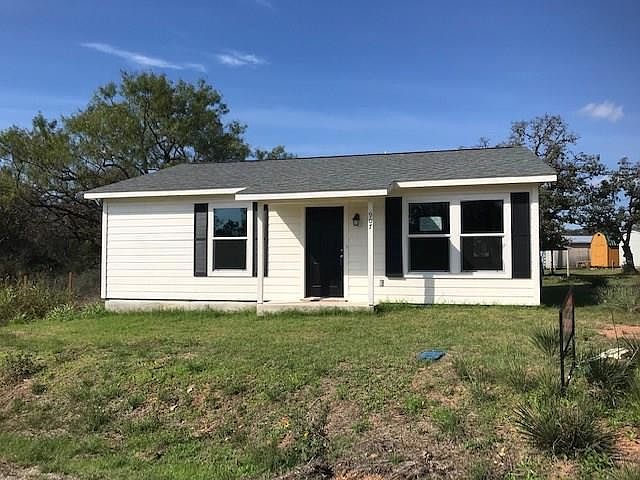 1st image of 907 Cottonwood Dr