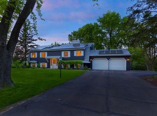 5217 Sequoia Dr, Minnetonka, MN 55345