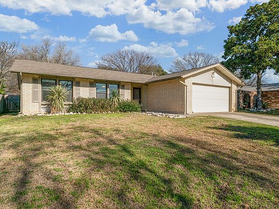 2nd image of 3915 Briarvista St #1