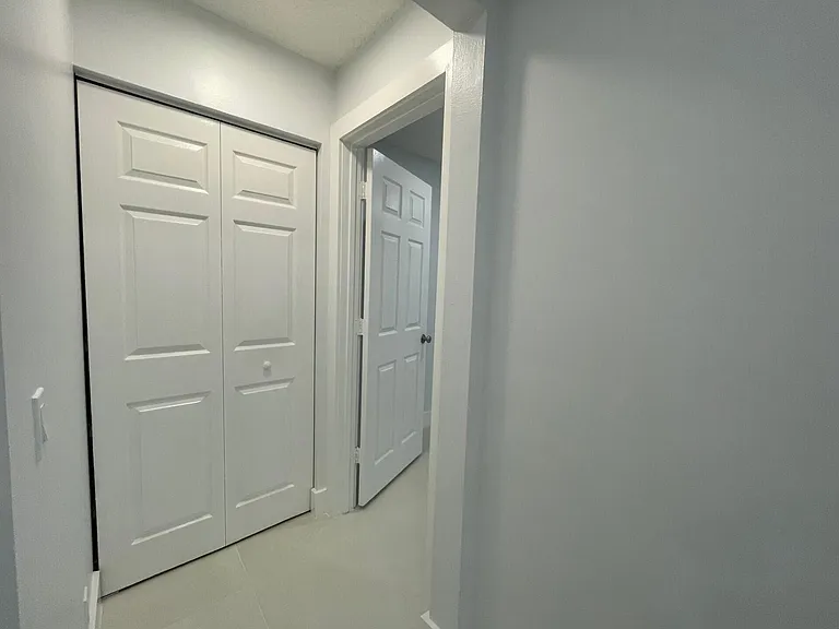 1630 Zenith Way #1630 — Photo 24