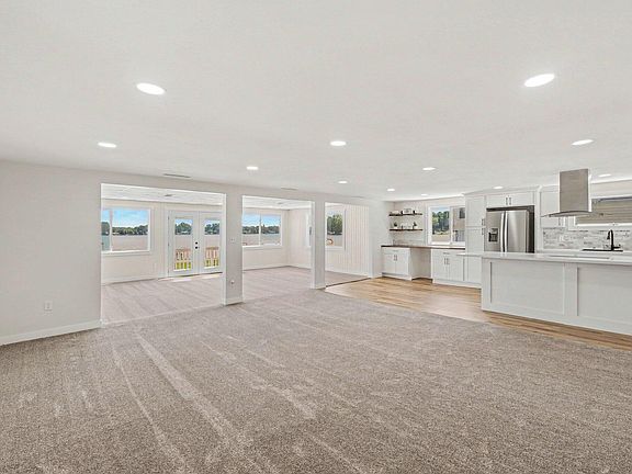 5th image of 6600 Shoreline Ct