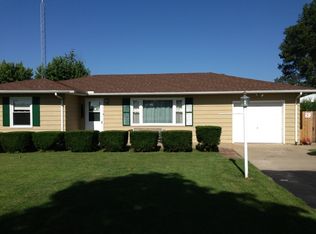 5059 Lake Rd, Mattoon, IL 61938