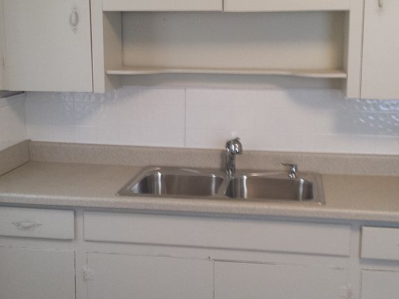 3rd image of 5934 Wainwright Dr