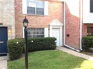 2 bed, 2.5 bath, 1258 sqft, $1,850 — Photo 3
