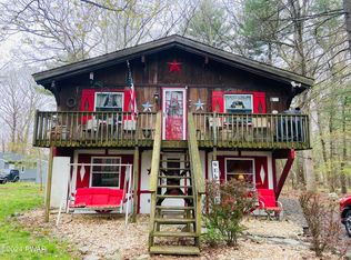 130 Gabrielle Ln, Dingmans Ferry, PA