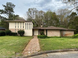 309 Indian Creek Dr E, Mobile, AL 36607