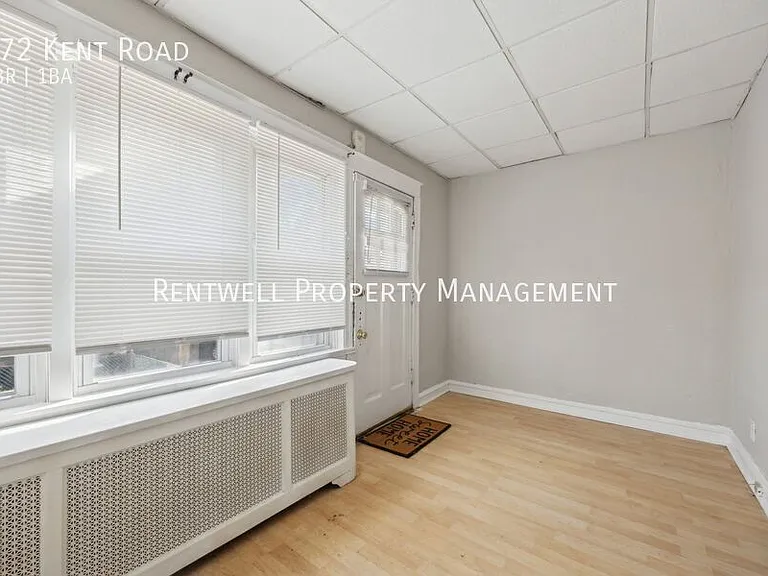 272 Kent Rd — Photo 3