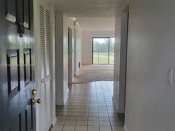 5th image of 16171 Blatt Blvd APT 402