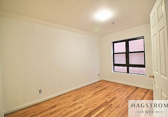 4th image of 120 Leonard St APT 2