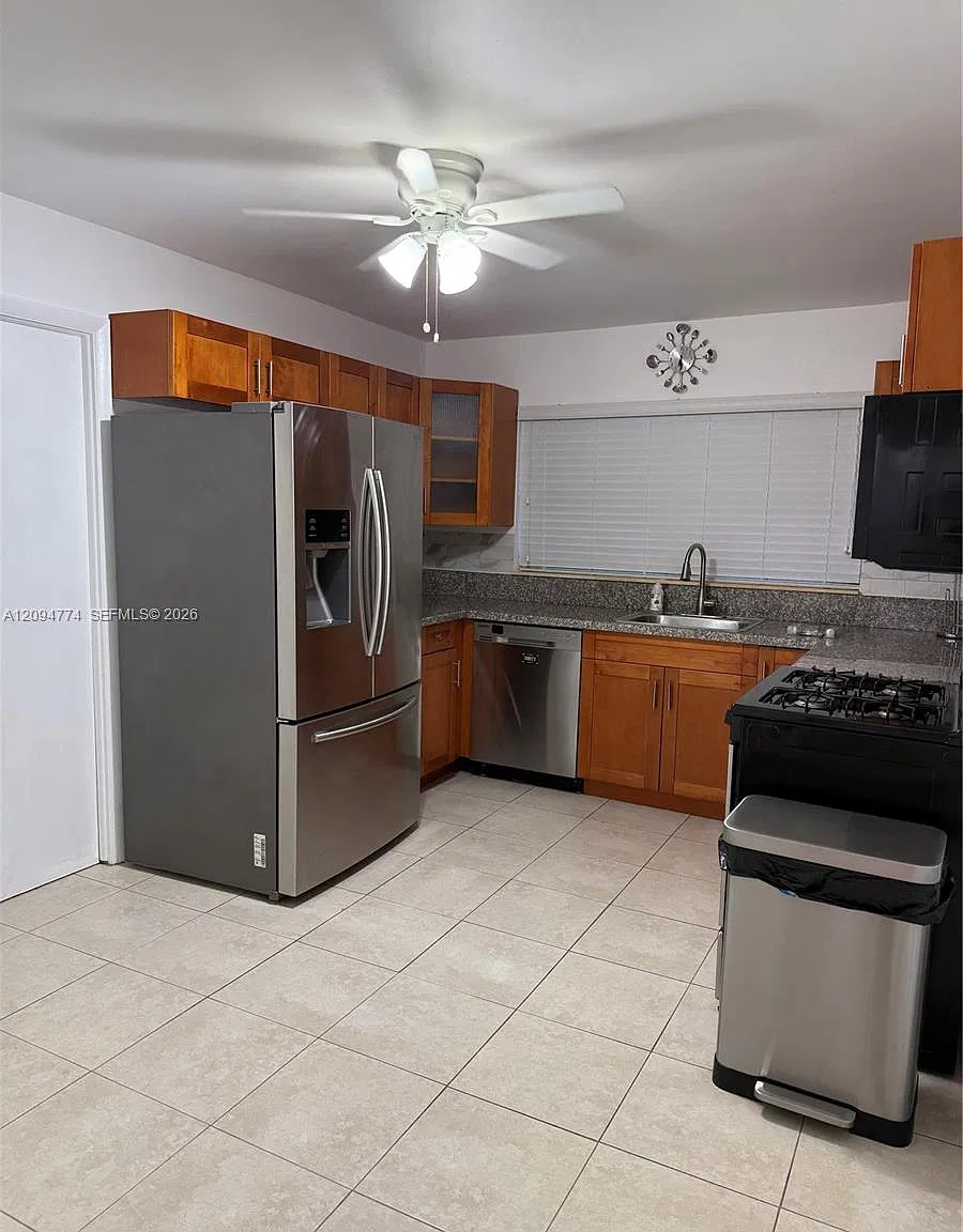 Winston Park Unit Three — Photo 4