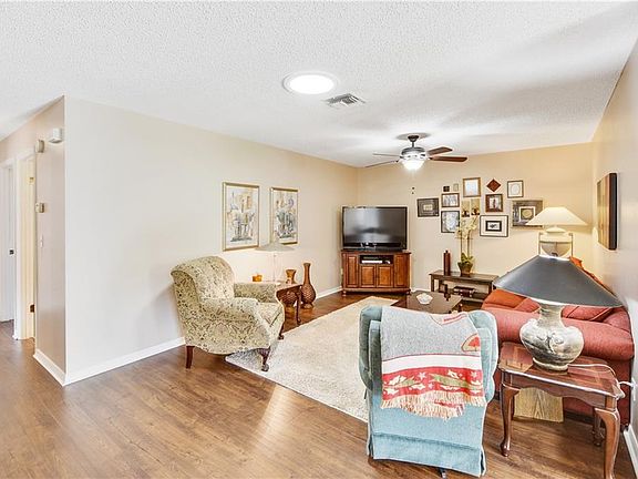 3rd image of 2314 Centennial Blvd