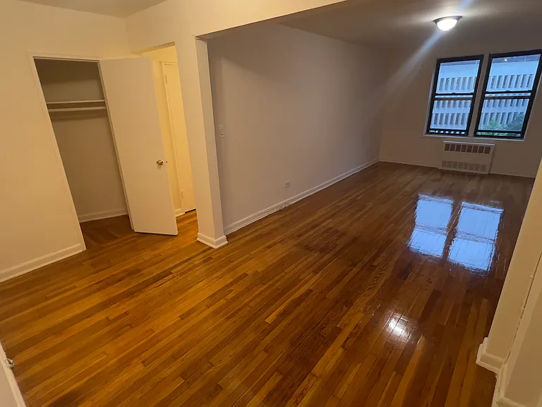 8920 55th Ave #4J — Photo 1