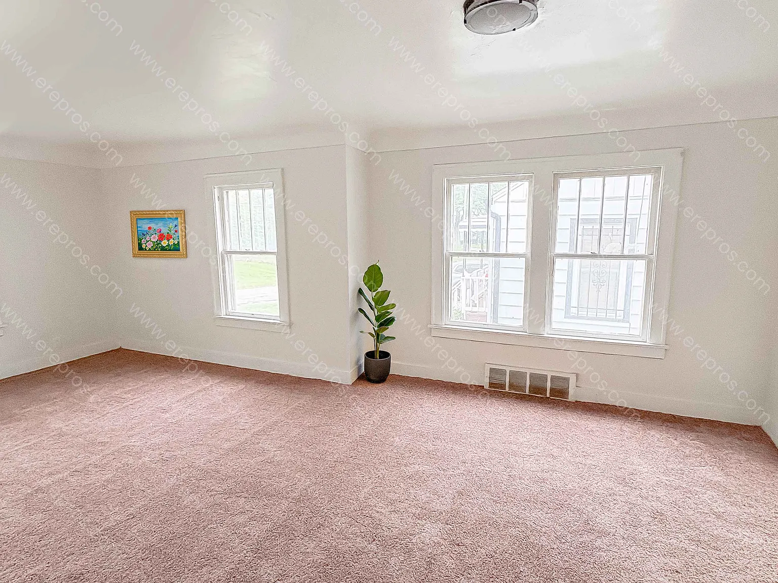 2 bed, 1010 sqft, $875 — Photo 3