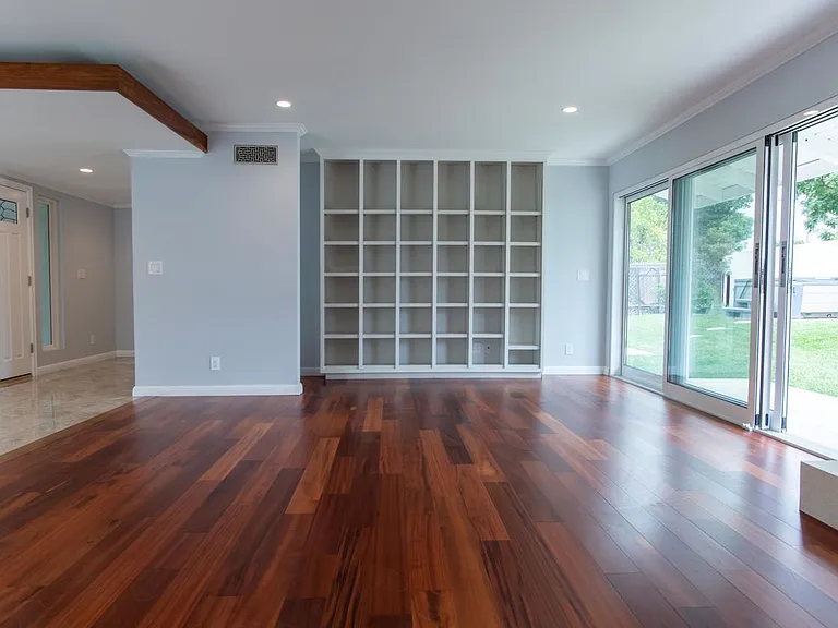 1108 Palmer Ave — Photo 5