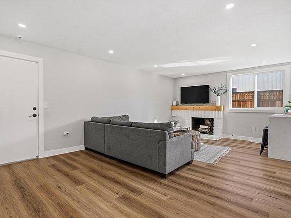4th image of 4472 Hollingsworth Circle