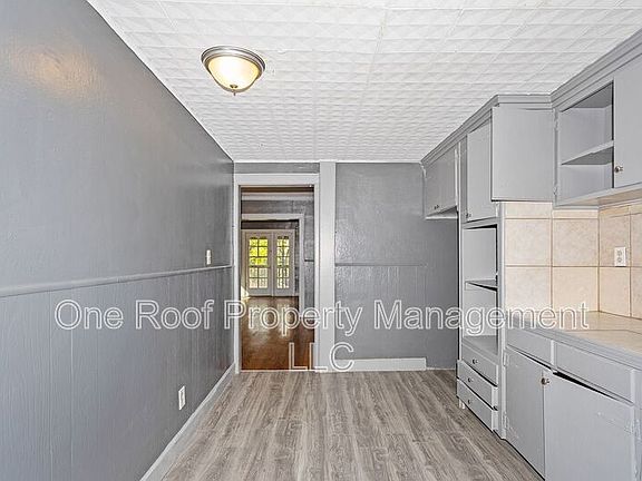 2nd image of 3223 E 8th St APT 2W