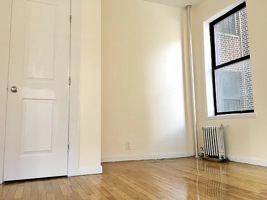 Rented by Bohemia Realty Group | media 17