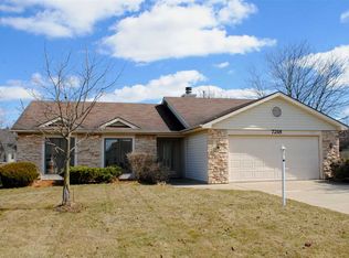 7218 Bent Willow Dr, Fort Wayne, IN 46815